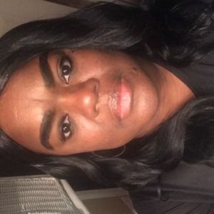 Meet your Posher, Della